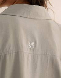 Cooling Fabric Lightweight Oversized Blouse with Pocket Detail