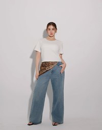 Deep V Back Solid Slim Fit Padded Cropped Tee