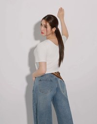 Deep V Back Solid Slim Fit Padded Cropped Tee