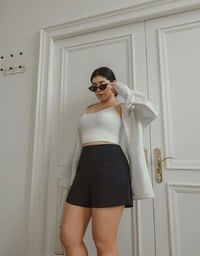 AIRY HOURGLASS Cooling High Waist Sculpted Shorts with Back Pockets