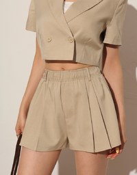 Pleated Front Elastic Waist Tailored Shorts