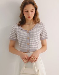 Cropped Knit Top with Striped Pattern and Sailor Collar