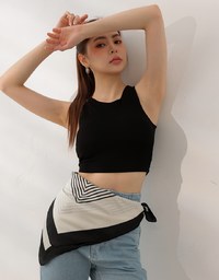 AIRY HOURGLASS Round Neck Textured Ribbed Crop Padded Tank Top
