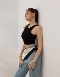 AIRY HOURGLASS Round Neck Textured Ribbed Crop Padded Tank Top