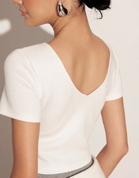 Deep V Back Solid Slim Fit Padded Cropped Tee