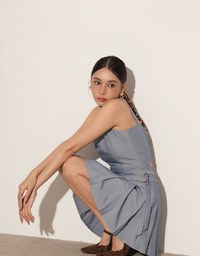 V Neck Fitted Cropped Padded Camisole Top with Back Zip Closure