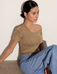 Asymmetrical Cut Out Shoulder Slim Fit Padded Cropped Tee