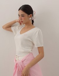 AIR SPACE Logo Embroidered V Neck Short Sleeve Knit Top