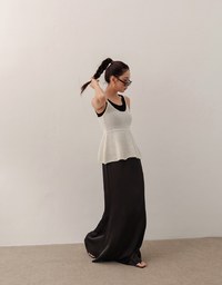 立体模様フリル×細ストラップニットキャミ