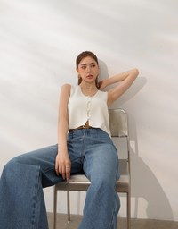 Pearl Button Front Open Knit Sleeveless Vest Top