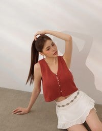 Pearl Button Front Open Knit Sleeveless Vest Top
