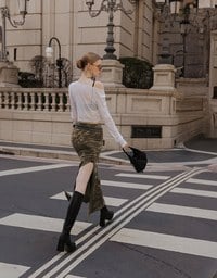 スリット入り迷彩ストレートロングスカート
