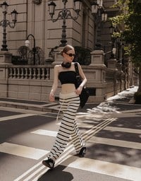 ドローストリング入りニットタイトパンツ