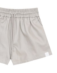 Adjustable Drawstring Waist Relaxed Fit Casual Shorts with Pockets