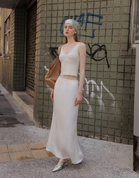 Vネックリボンフリルヘムニットキャミソール