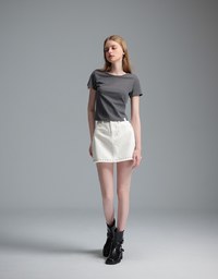 【Stain Resistant】Simple Basic Crew Neck Fitted Crop Tee