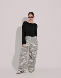 Basic Crew Neck Knit Fitted Long Sleeve Crop Top