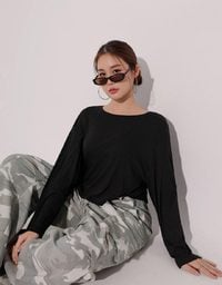 Basic Crew Neck Knit Fitted Long Sleeve Crop Top