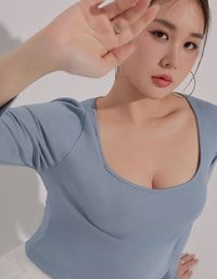 Classic Square Neck Stretch Long Sleeve Crop Top