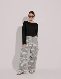 Drawstring Waist Wide Leg Cargo Pants (Camo Print/Leopard Print)