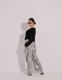 Drawstring Waist Wide Leg Cargo Pants (Camo Print/Leopard Print)