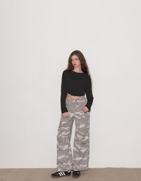 Basic Crew Neck Knit Fitted Long Sleeve Crop Top