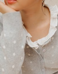 【Ling Cheng Design】Classic Crew Neck Buttoned Knit Cardigan