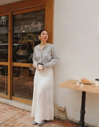 【Ling Cheng Design】Classic Crew Neck Buttoned Knit Cardigan