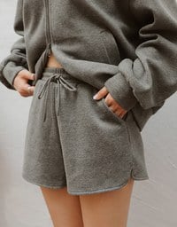 【Ling Cheng Design】Comfy Daily Drawstring Elastic Waist Shorts with Pockets