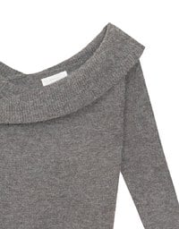 【Ling Cheng Design】Off Shoulder Folded Knit Sweater with Soft Ribbed Texture