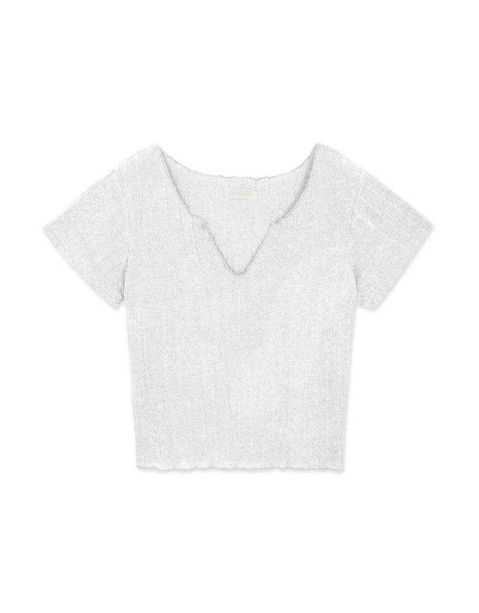 Little V-Neck Lettuce-Edge Hem Crop Top