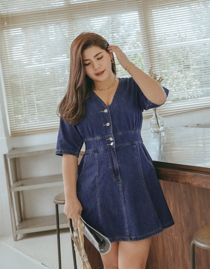 Classic V-Neck Button-Down Denim Jeans Dress