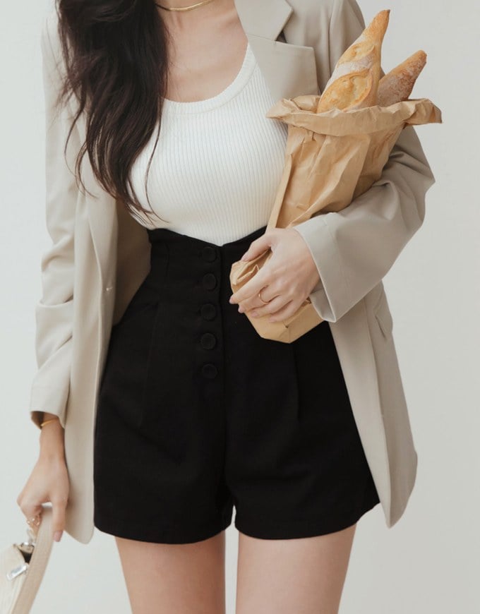 High Waisted Buttoned Slimming Elastic Shorts
