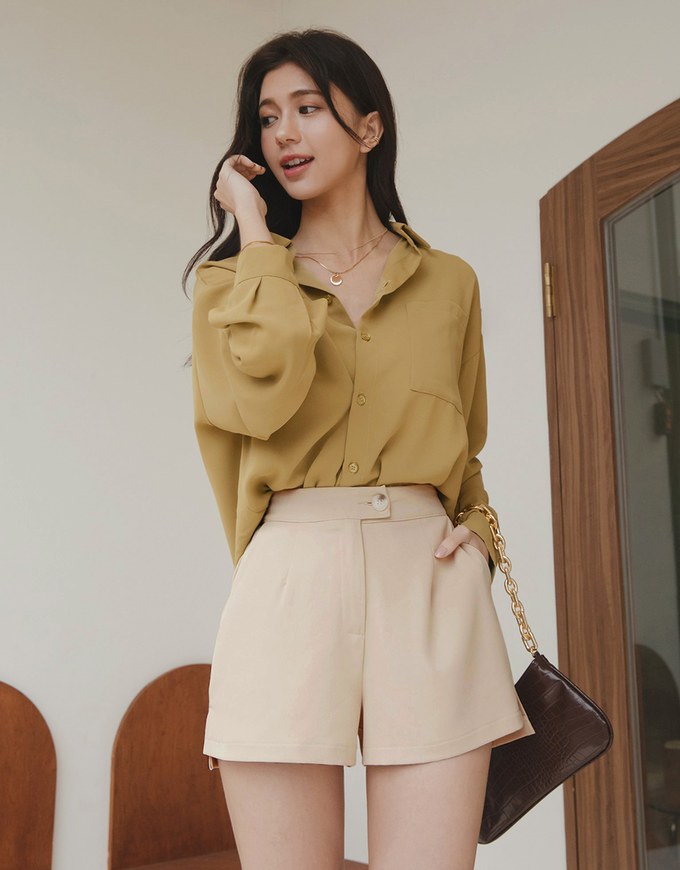 Sleek CEO Style Slimming Suit Shorts