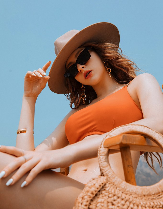 【PUSH UP】Bikini TOP Metal Rings One-Shoulder Bikini Top