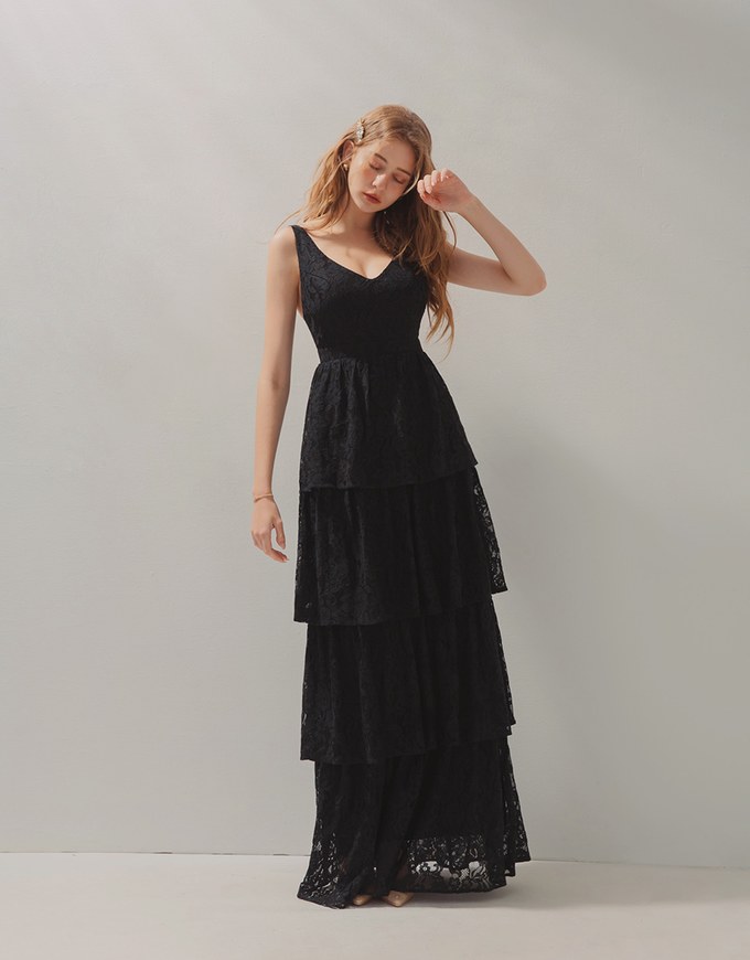 Delicate Lace Tiered Gown (With Sewn-In Paddings)