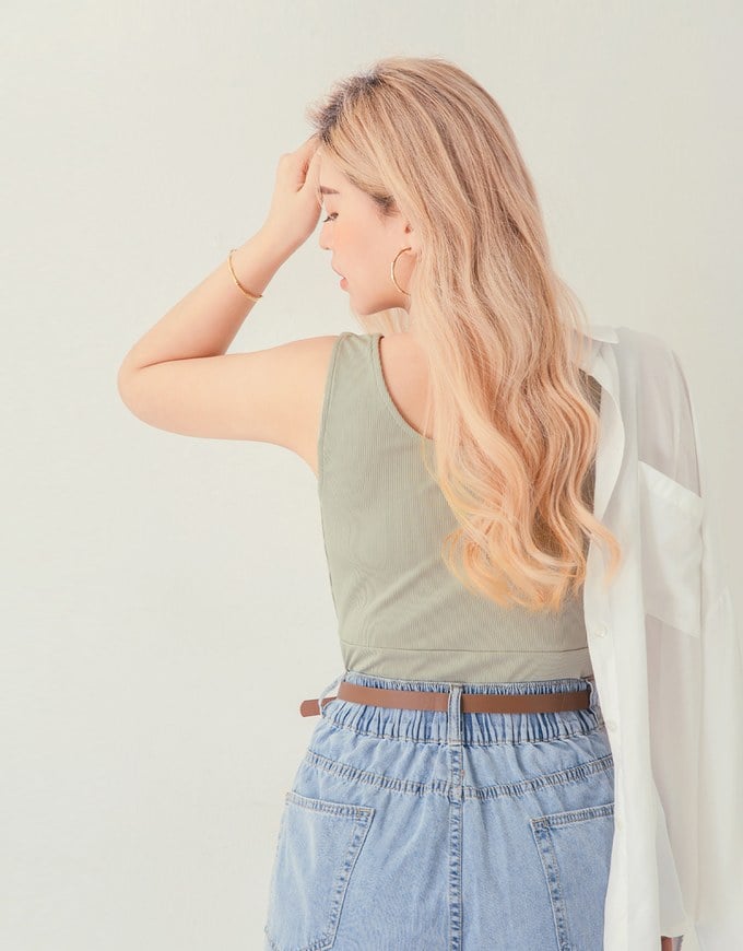 Enhanced Side-Smoothing Extra-Crop Bra Top