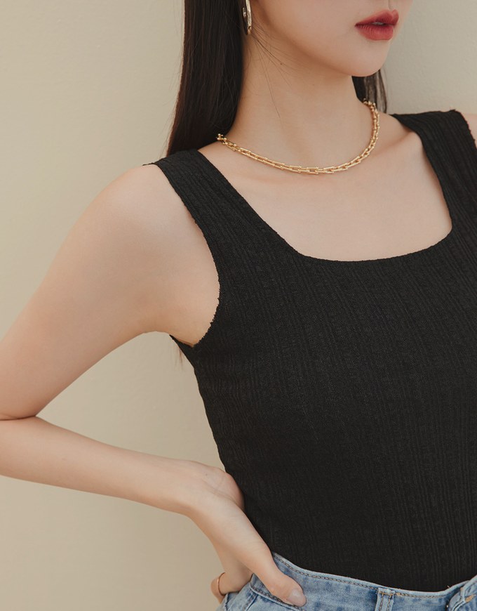 Minimal Textured Tank Top