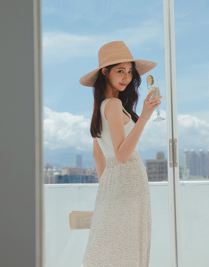 Minimal Textured Tank Top