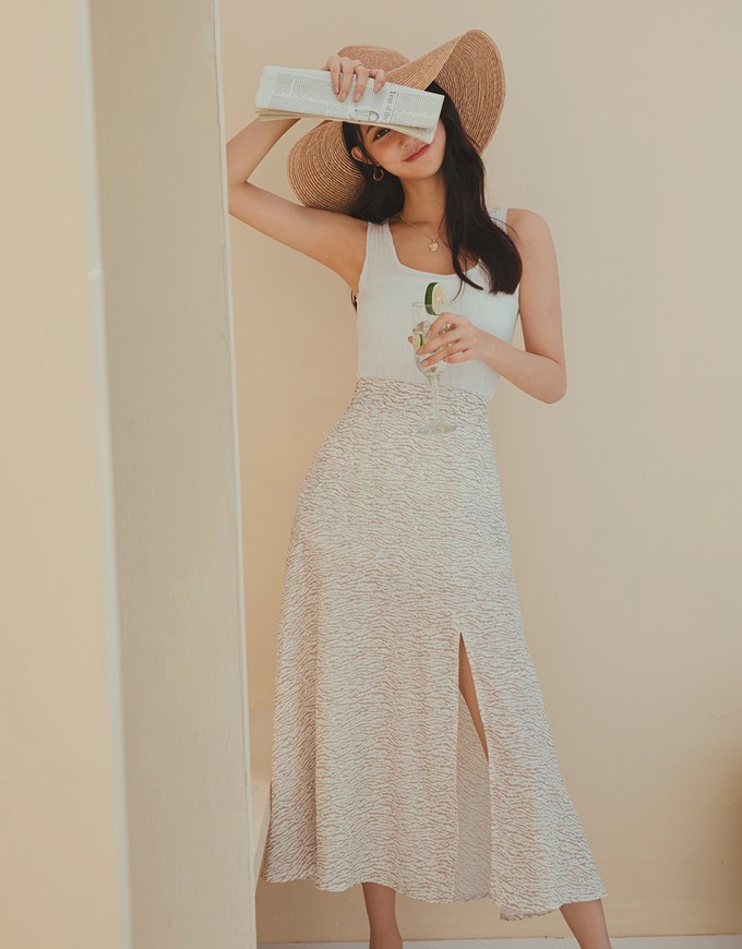 Minimal Textured Tank Top