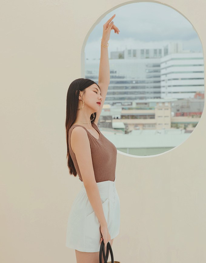 Minimal Textured Tank Top