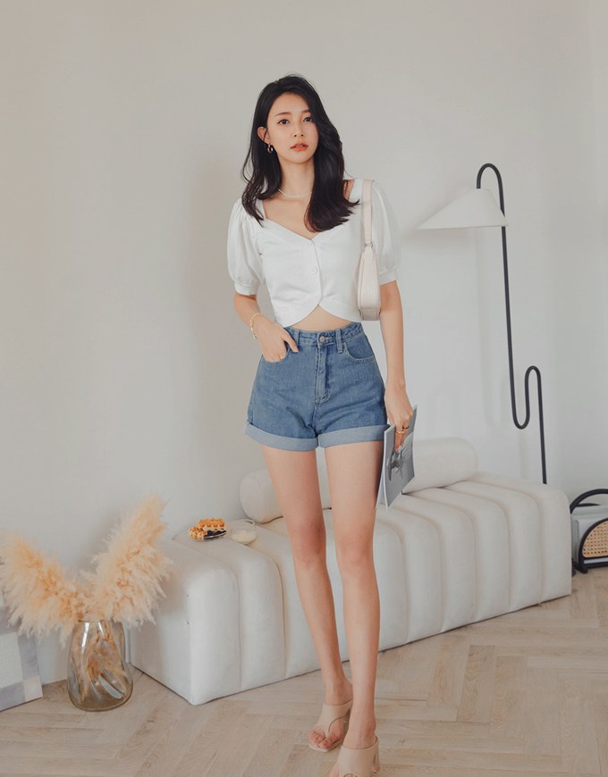Classic Roll-Up Denim Jeans Short