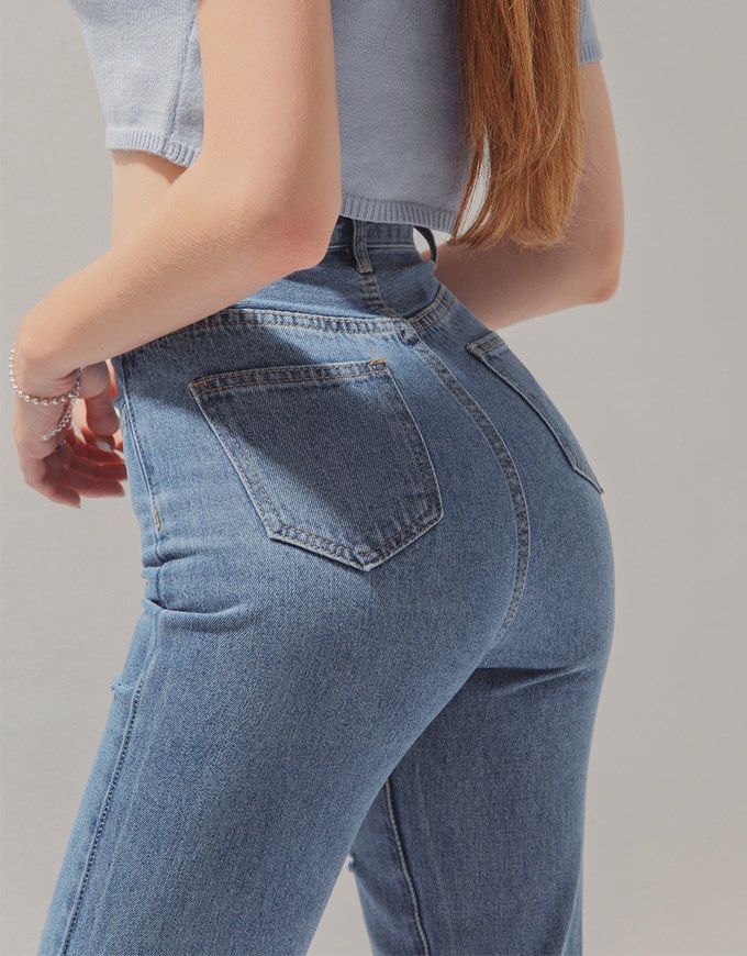 Voguish Ripped Straight-Leg Denim Jeans Pants