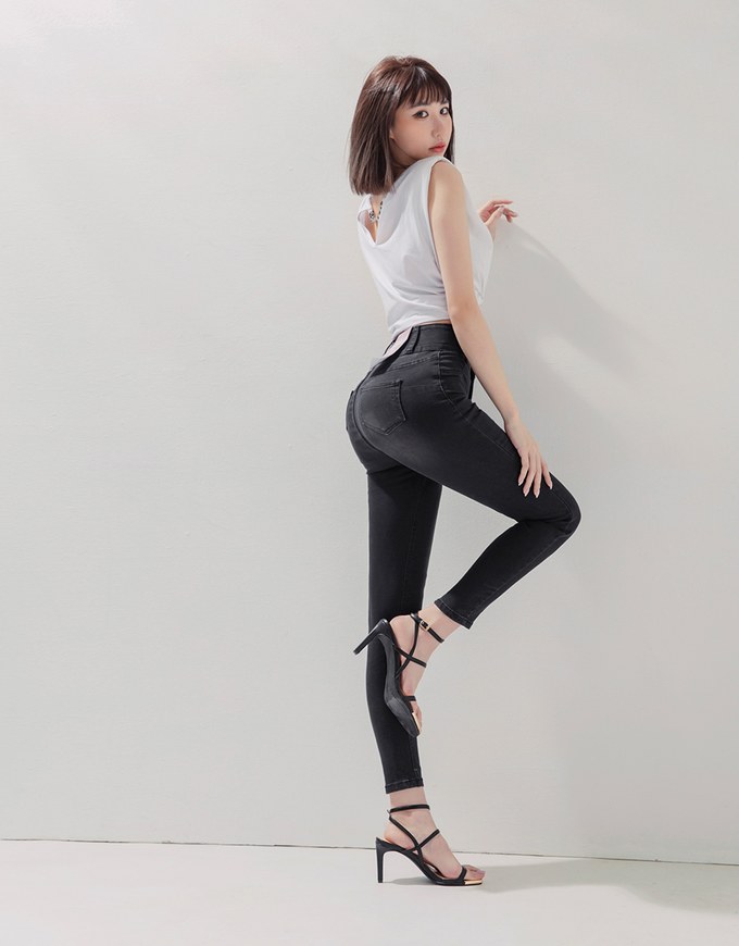 Tall Girl- No Filter Shape-Up Slimming Skinny-Fit Denim Jeans Pants 2.0 (With Butt Padding)
