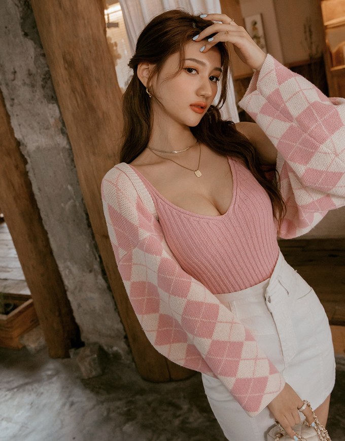 Casual Comfort Crop Knit Tank Top Set