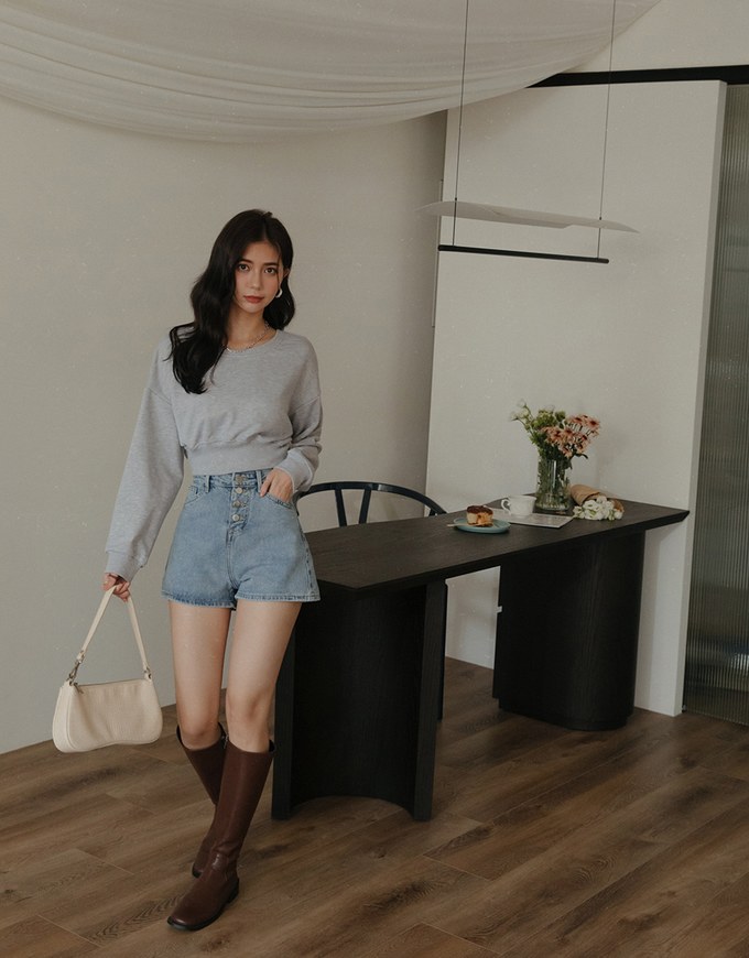 Basic Versatile Crop Sweater