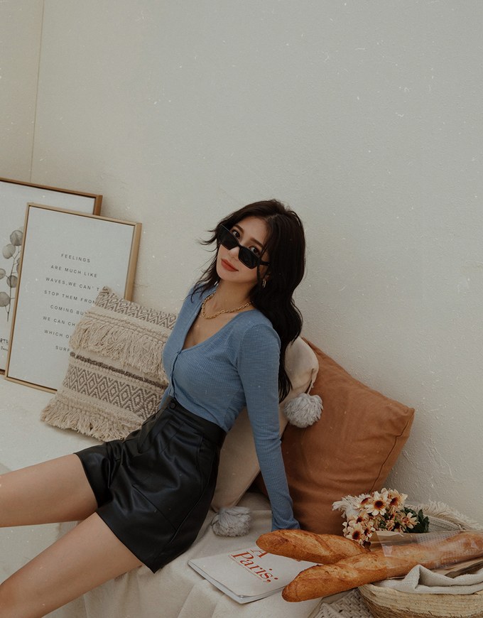 Modern Chic Pocket-Cut Faux Leather Short