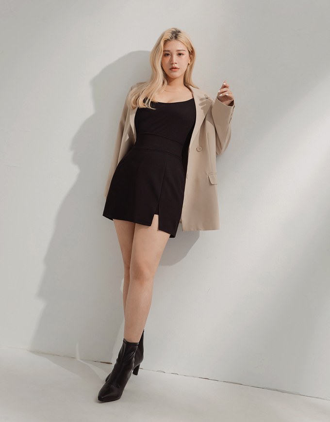 Stark Minimalism High Waisted Slimming Slit Skorts