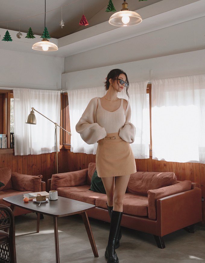 High Waisted Suede A-Line Mini Skirt (With Belt)