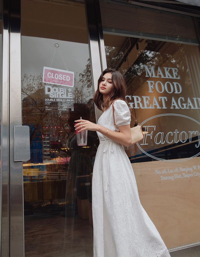 Feminine Aesthetic Overlapping Ties Lace Maxi Dress